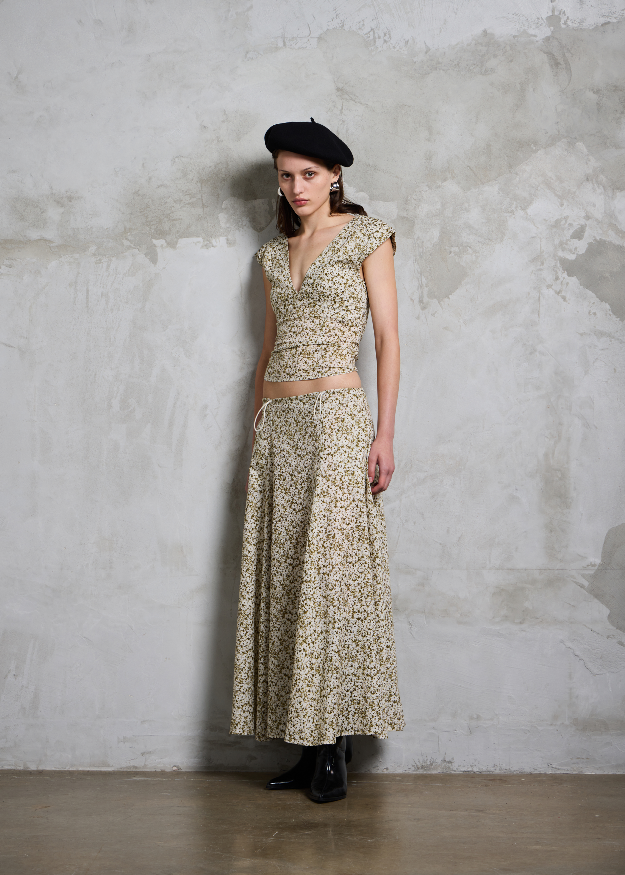 Permanent Vacation - Pond Skirt - Spring