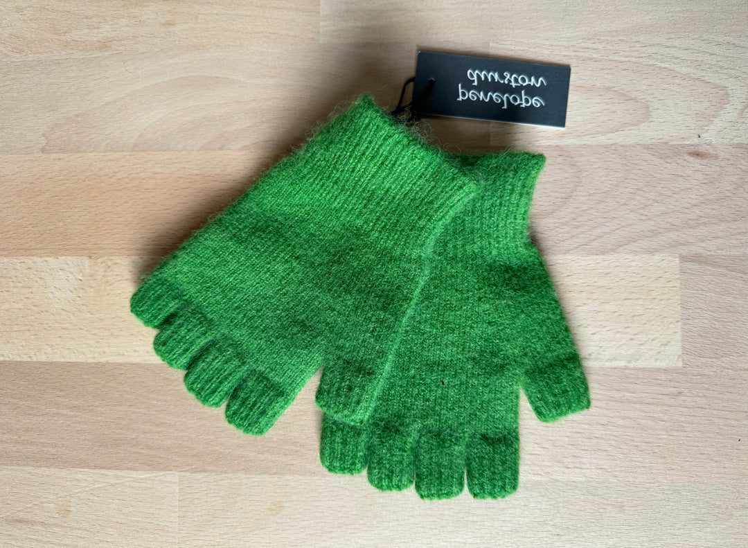 Fingerless Gloves - Short - Green Pickles
