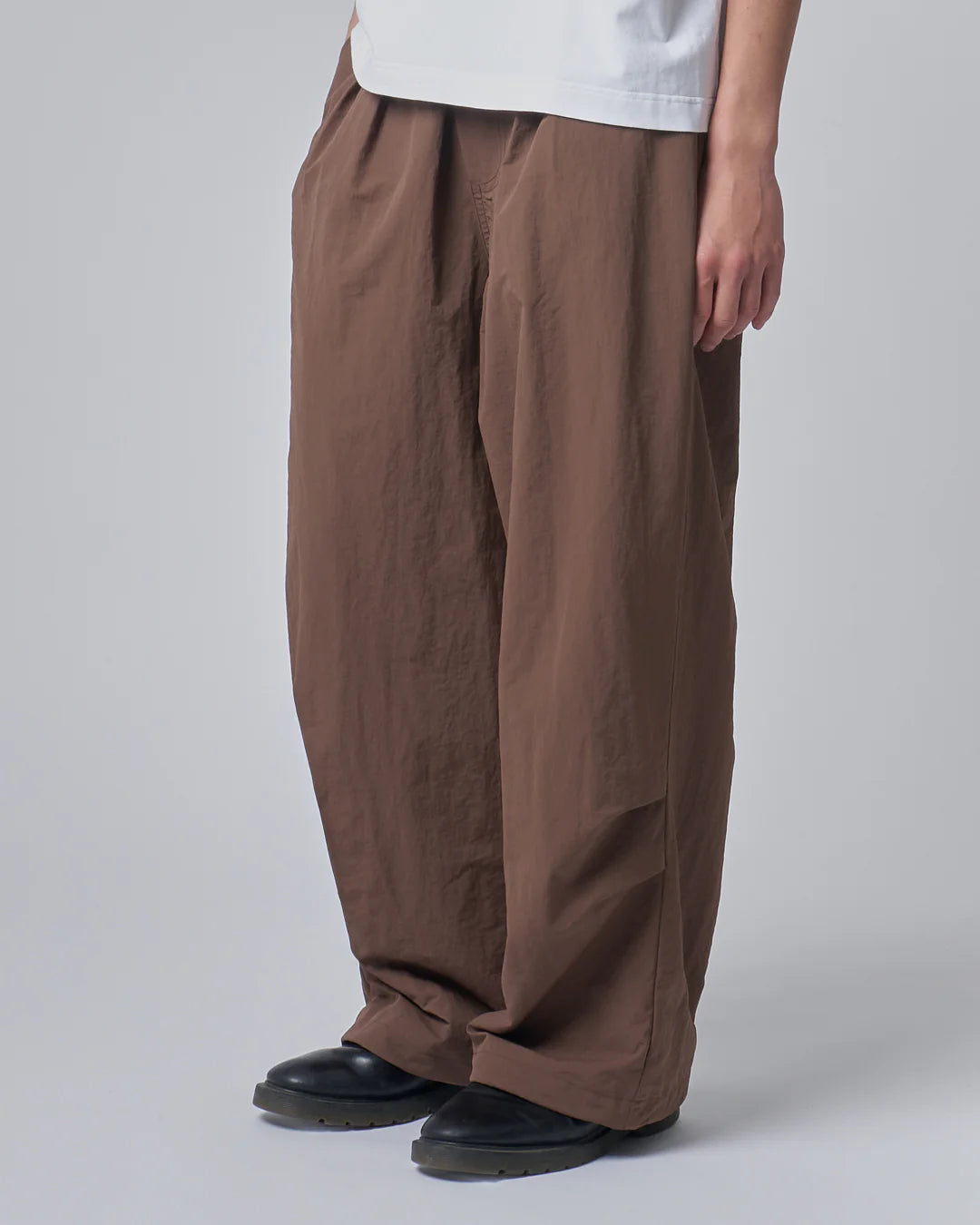 Candice - Air Nylon Pants - Brown