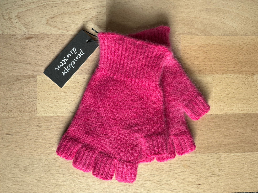 Fingerless Gloves - Short - Pink