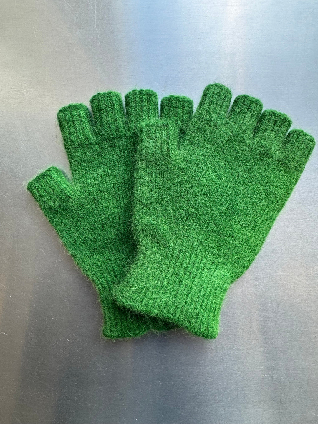 Fingerless Gloves - Short - Green