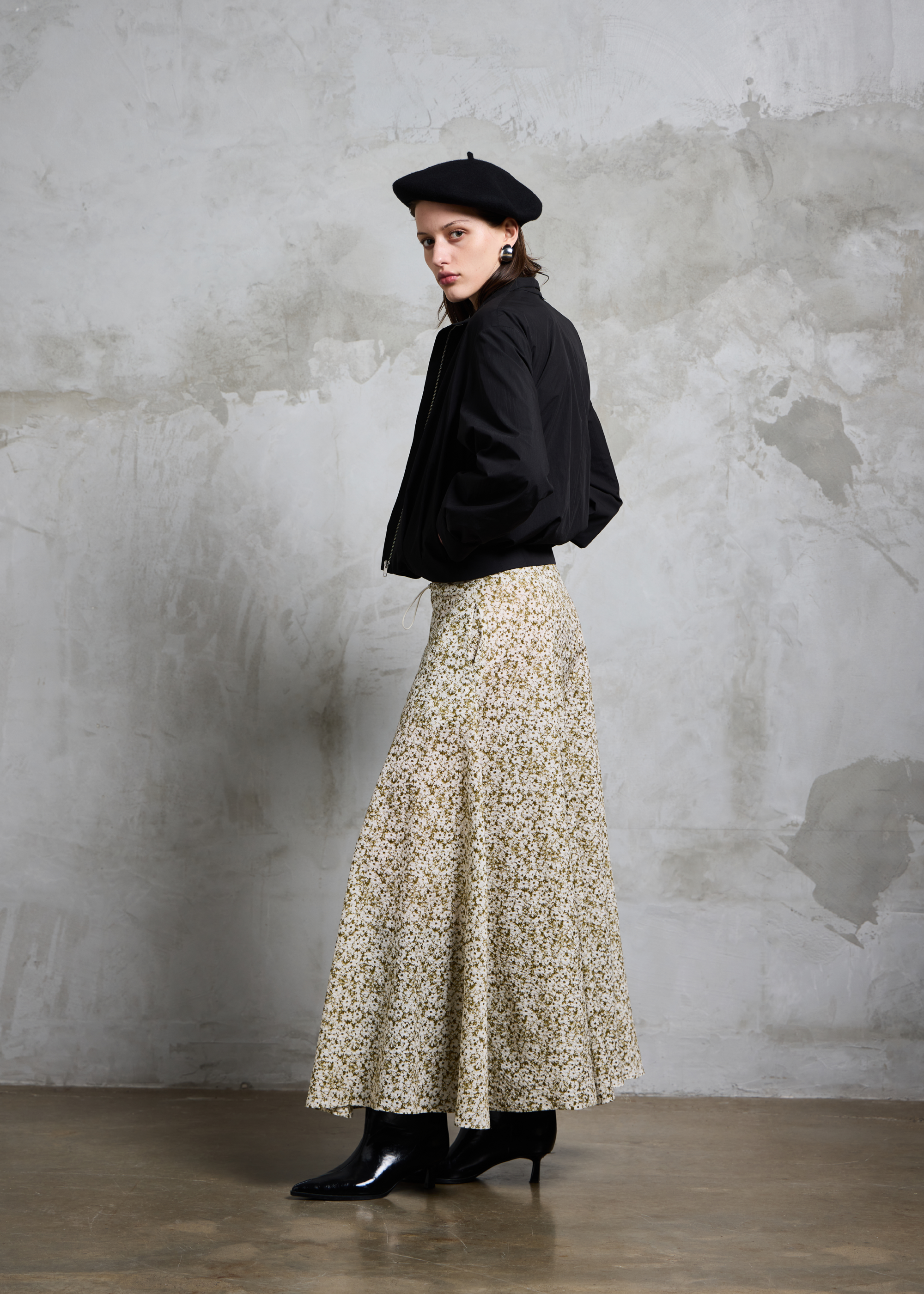 Permanent Vacation - Pond Skirt - Spring