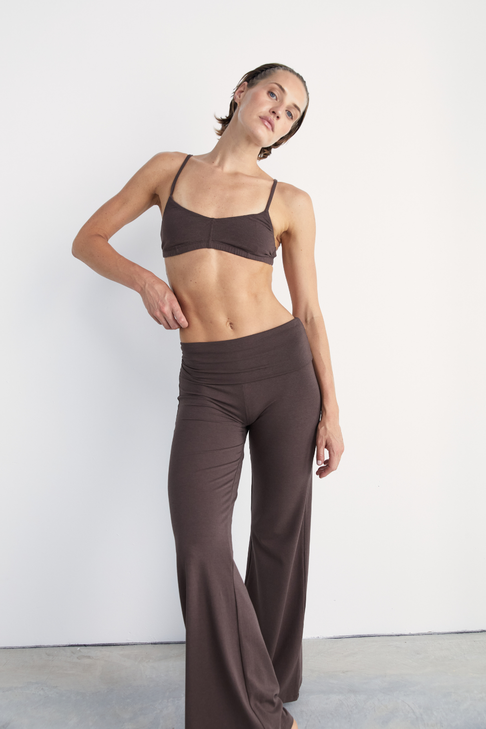 Pinky & Kamal - Full Length Yin Flare - Dark Brown