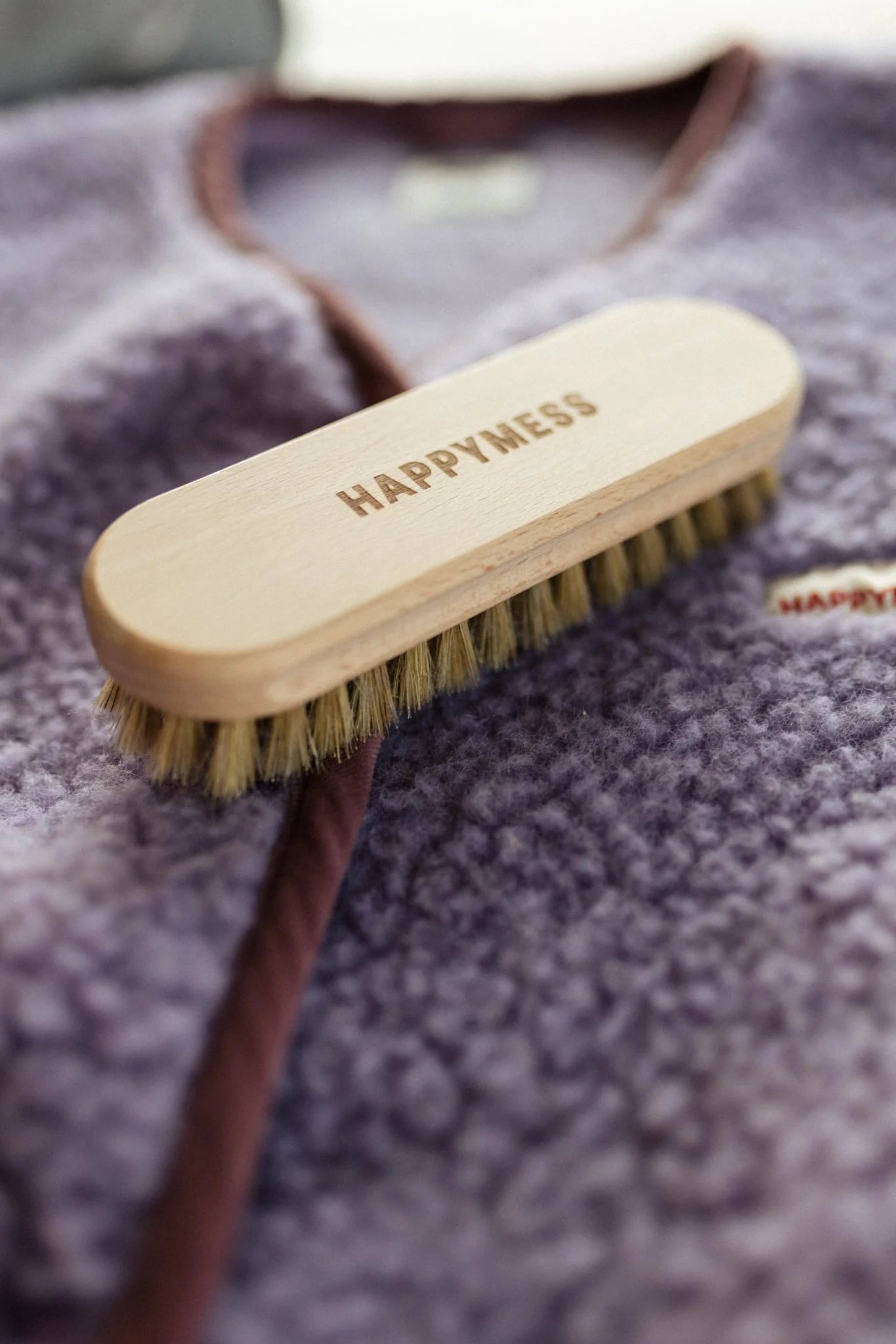Happymess - Wool Care Brush