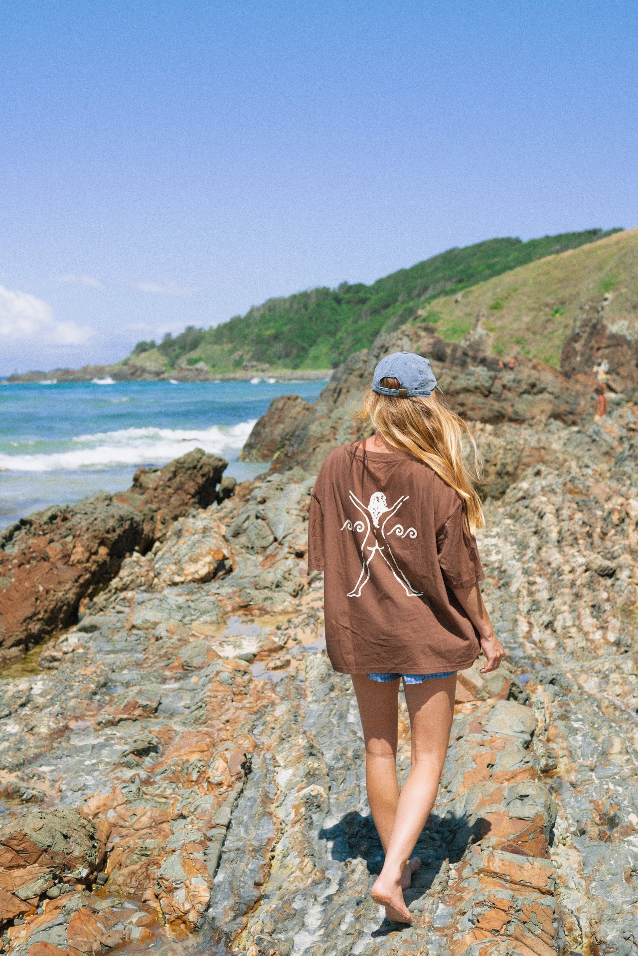 Atmosea - Bush Woman Tee - Brown/Cream