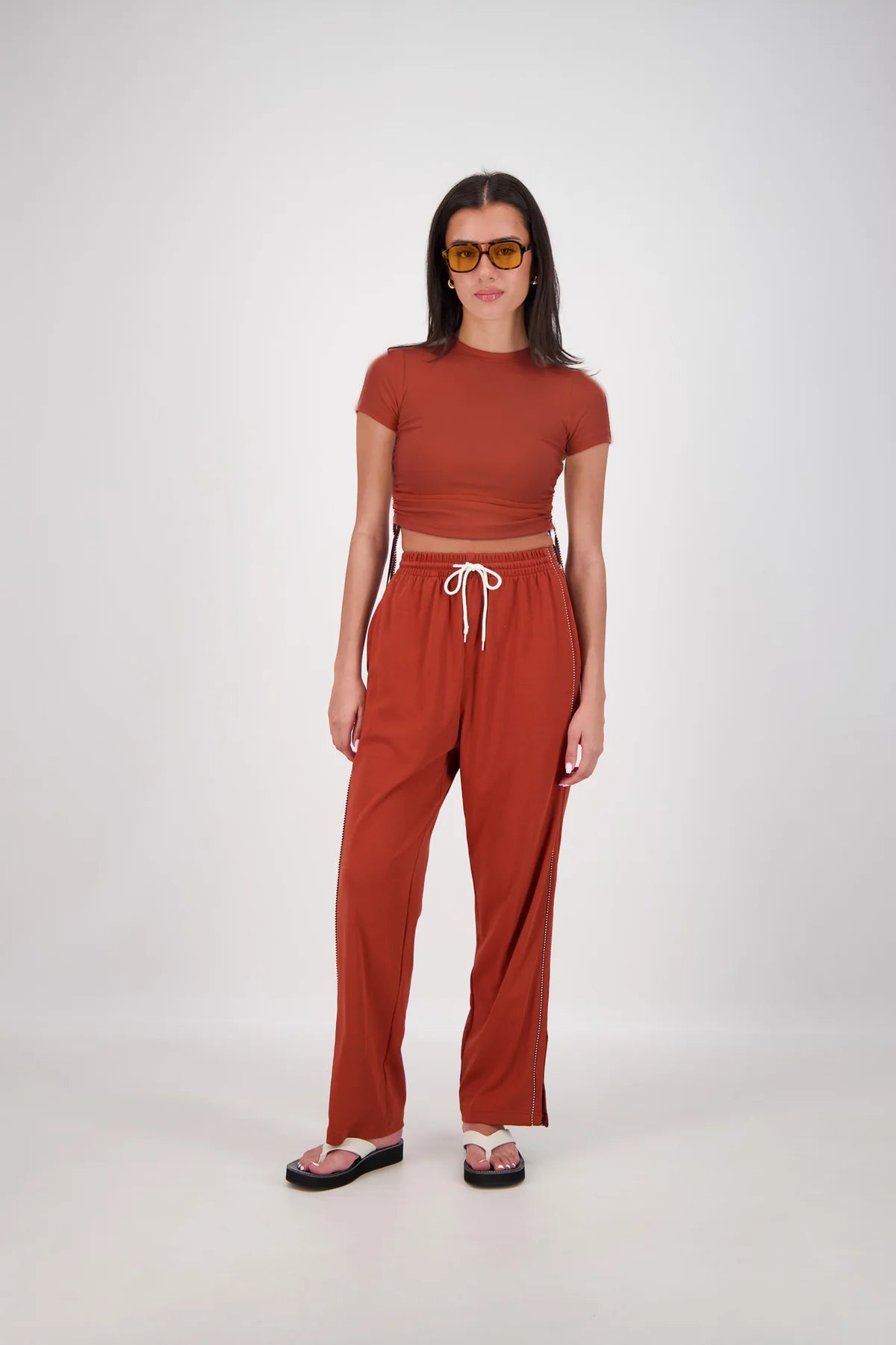 Jasmine Alexa -Playa Cropped T-shirt - Tabacco
