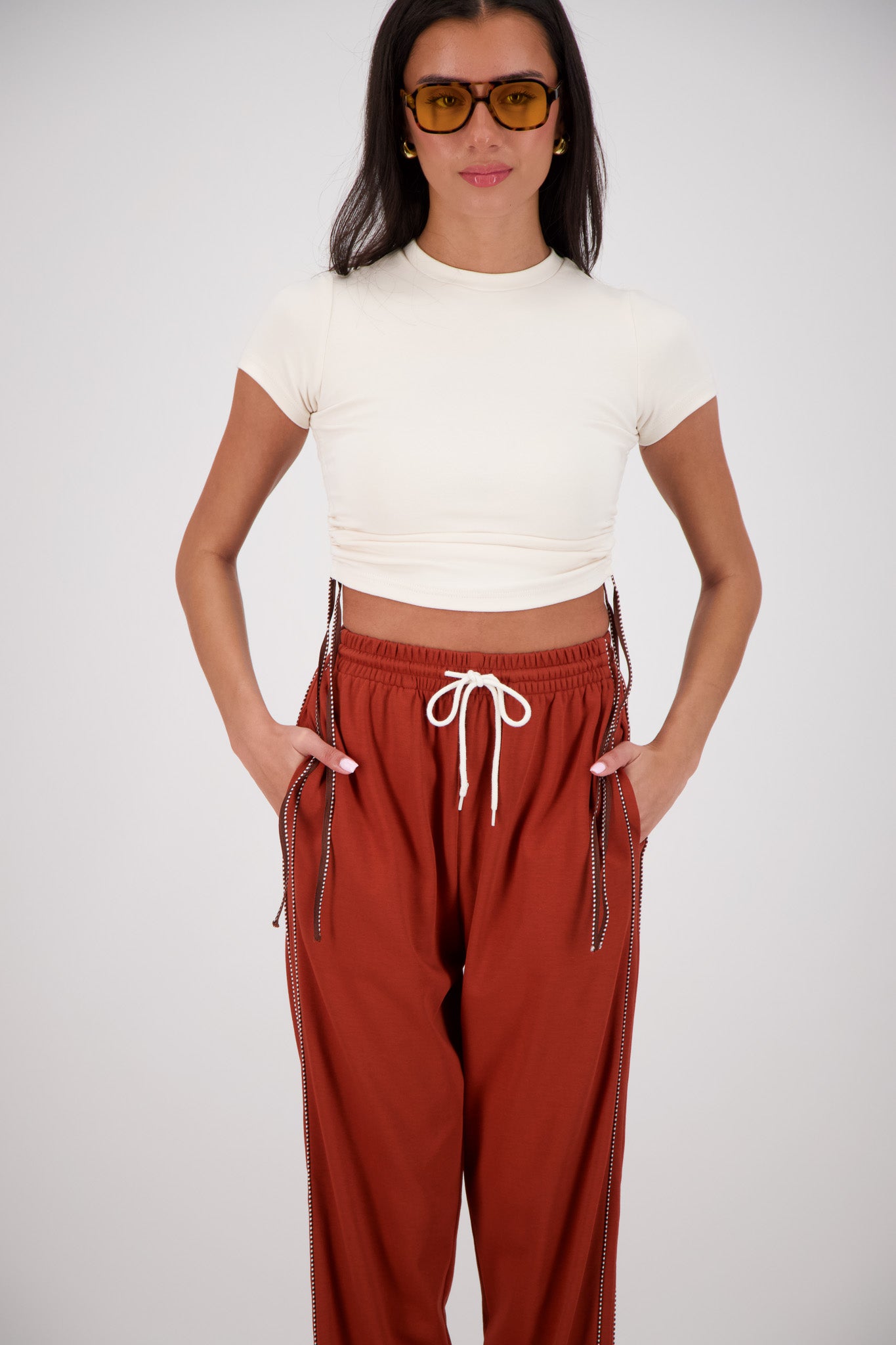 Jasmine Alexa - Playa Cropped T-shirt - Oatmeal