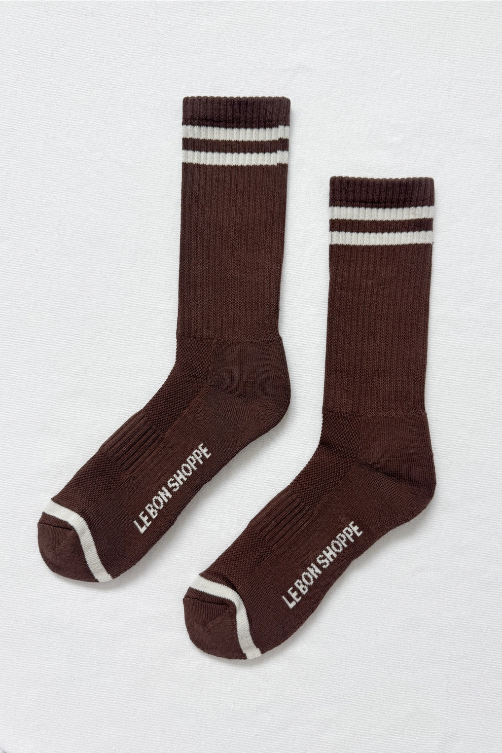 LE BON SHOPPE - EXTENDED BOYFRIEND SOCKS - BROWN