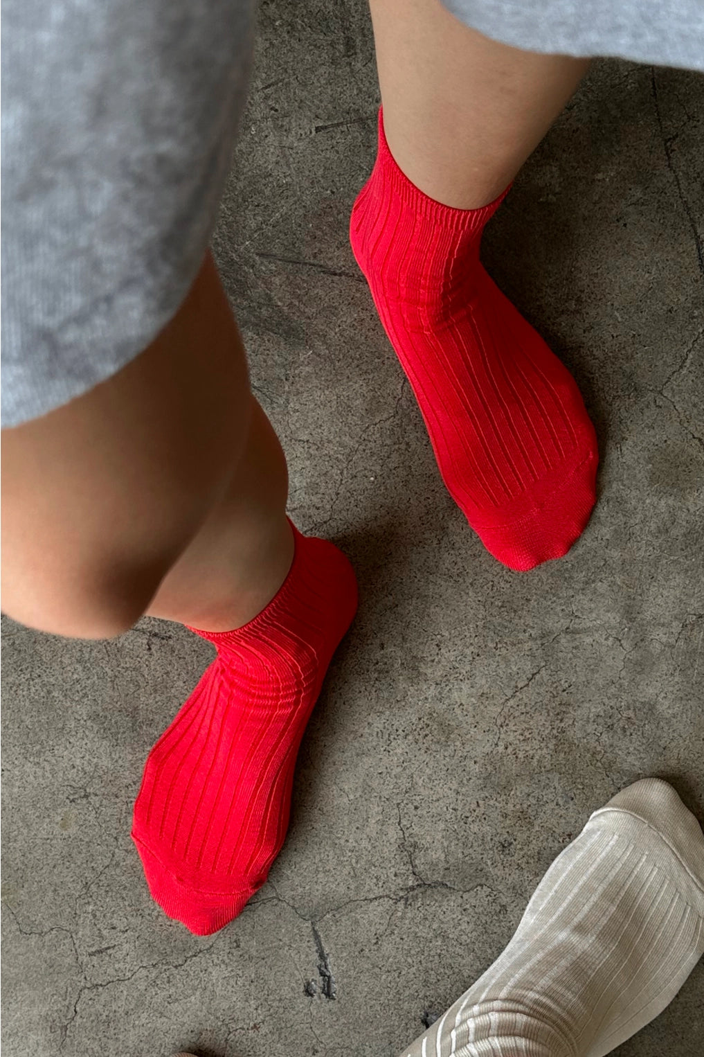 LE BON SHOPPE - HER SOCKS - CLASSIC RED