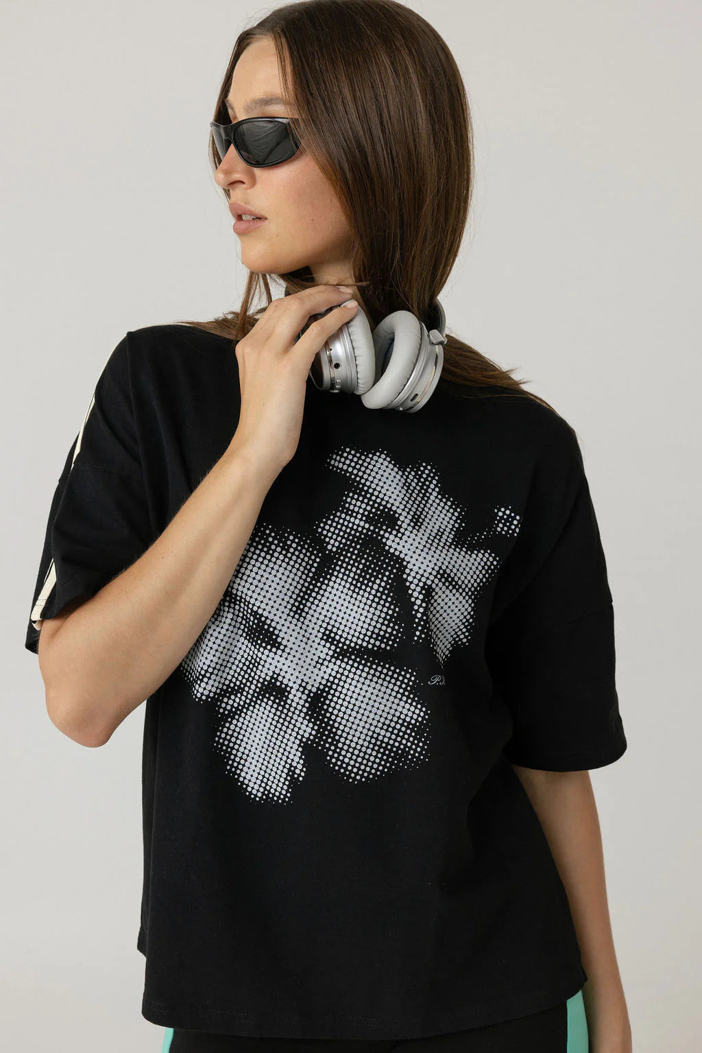 Pinky & Kamal - Hibiscus Tee - Black