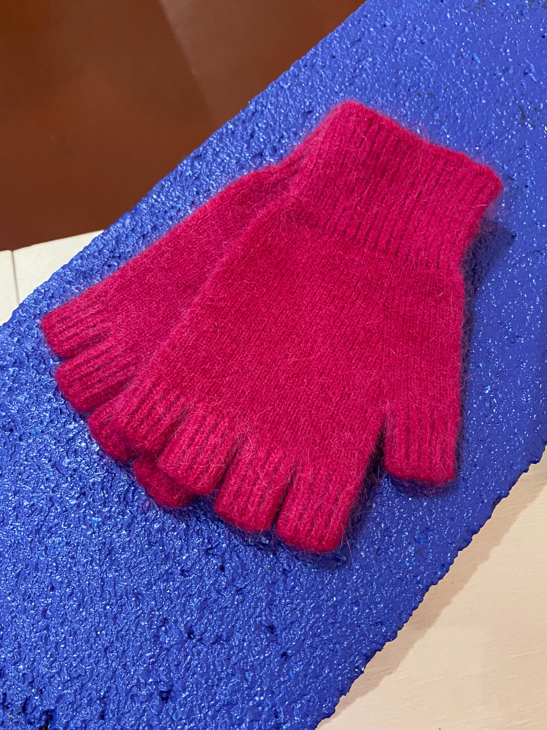 Fingerless Gloves - Short - Bright Pink