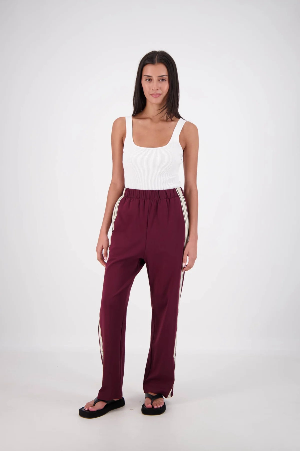 JASMINE ALEXA - PANAREA TRACKPANT - WINE