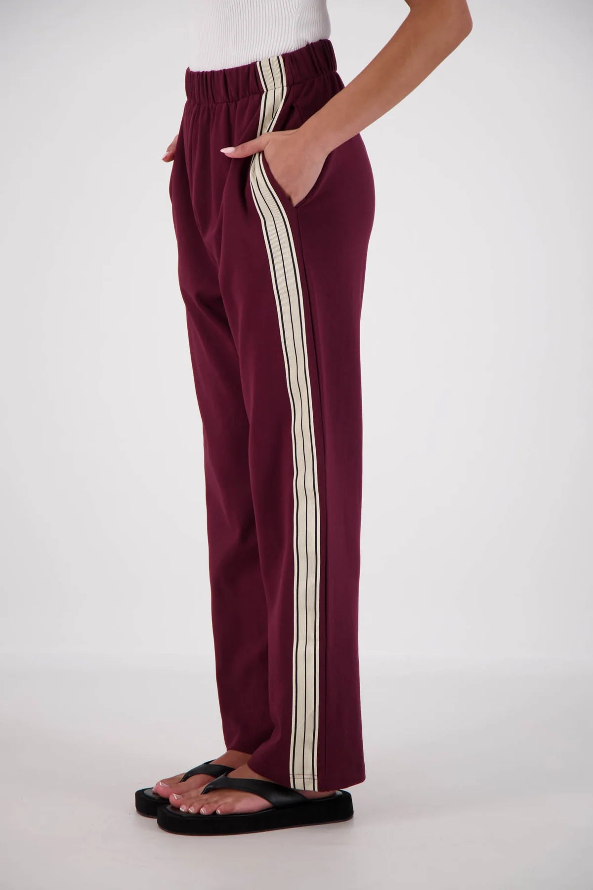 JASMINE ALEXA - PANAREA TRACKPANT - WINE